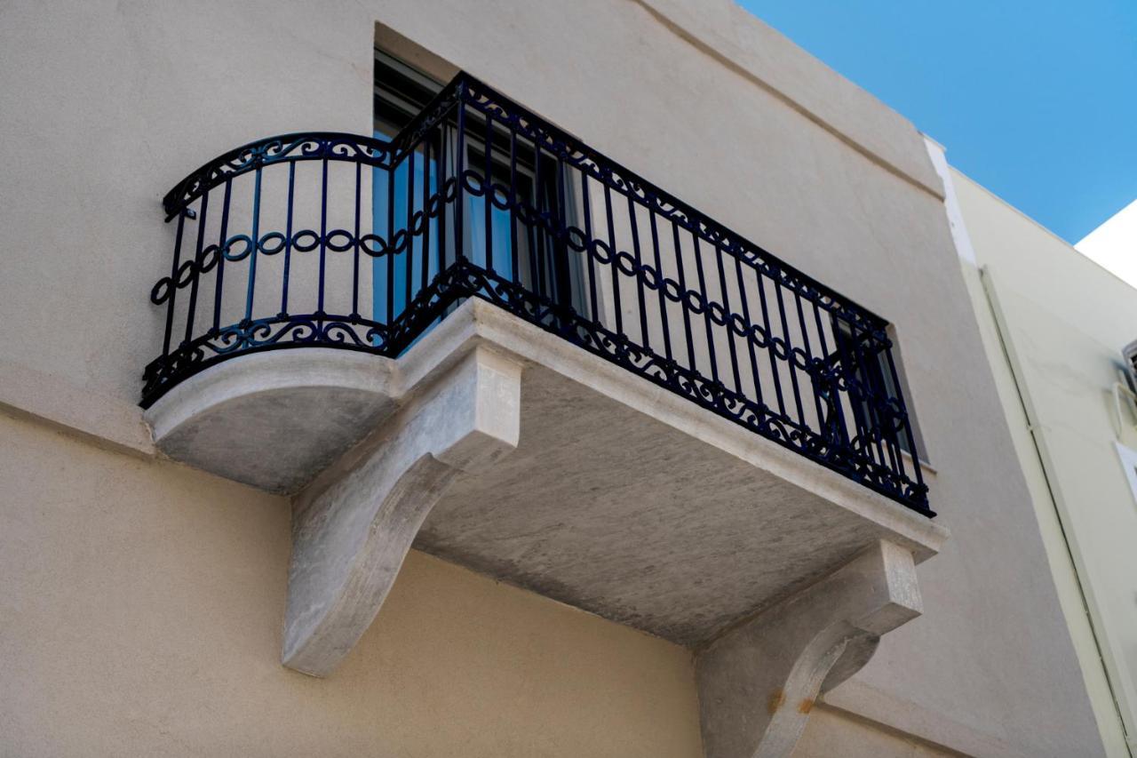 Times Elegant Rooms Ermoupoli Exterior photo